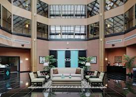 DoubleTree Suites by Hilton Bentonville 4