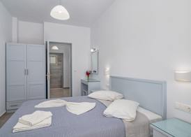 Maria Studios and Apartments 4