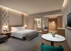 Holiday Inn Wuxi Central Station by IHG 5