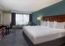 The Sandbar Hotel, Trademark Collection by Wyndham 3