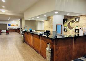 Comfort Suites Plymouth near US-30 3