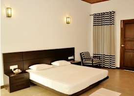 Lagoon Paradise Beach Resort 3