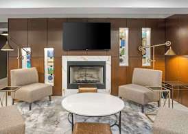 Best Western Plus Heritage Rail-South York/I-83 3