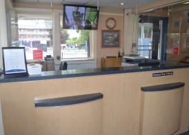 Travelodge by Wyndham Niagara Falls At the Falls 4