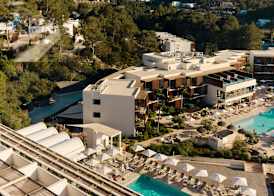 Cala San Miguel Ibiza Resort, Curio Collection by Hilton 3