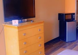 JAX INN 4