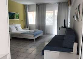 Dryades Hotel 2