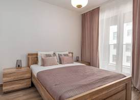 Pure Rental Premium Apartments - Parking Free 2