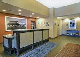 Hampton Inn Beloit 4