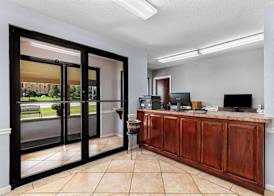 America's Best Value Inn-Athens 4