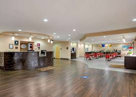 Comfort Suites Fultondale I-65 near I-22 3