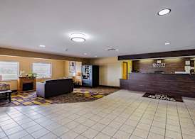 Quality Inn & Suites Belmont - Platteville 3