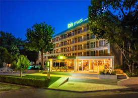 ibis Styles Golden Sands Roomer Hotel 2