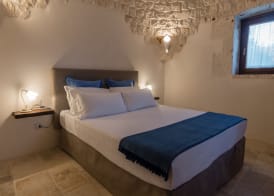 Almapetra Trulli Resort 5