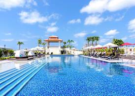 DoubleTree by Hilton Okinawa Chatan Resort 3
