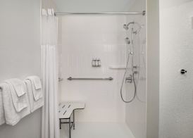 Garner Hotel Paducah West by IHG 5