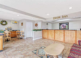 Days Inn by Wyndham Daytona Beach Downtown 3