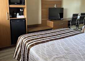 Knights Inn Lindsay 5