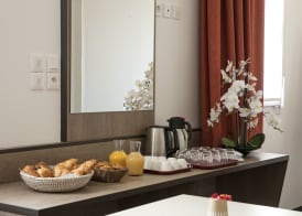 Hotel Clermont Estaing 4