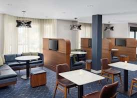 Courtyard By Marriott Salinas Monterey 5