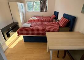 3BR Home Near Hounslow West Tube Station 2