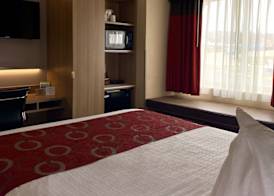 Microtel Inn & Suites by Wyndham Charleston 4