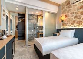 Isola 12 Hotel 5