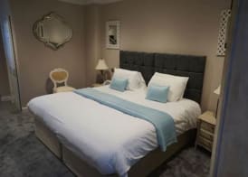 Seckford Hall Hotel & Spa 4