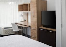 TownePlace Suites by Marriott Olympia 5