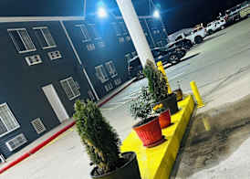 Knights Inn New Florence 4