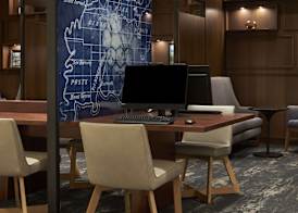 Hyatt Place Evansville 4