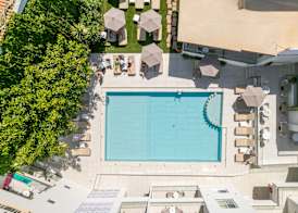 Tarra Seaside Hotel 2