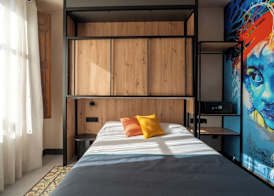 The Central House Granada Elvira Hostel 5