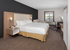 Holiday Inn Express & Suites DAYTON WEST - BROOKVILLE by IHG 3
