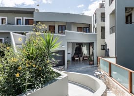 Casa Maria Hotel Apts 3