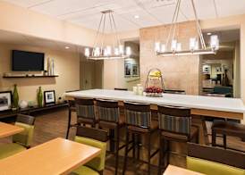 Hampton Inn White Plains/Tarrytown 4