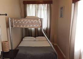 Oasis Shanti Backpackers 4