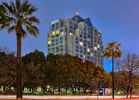 Hilton Los Angeles North-Glendale & Executive Meeting Center 2