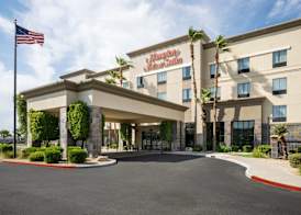 Hampton Inn & Suites Phoenix North/Happy Valley 2