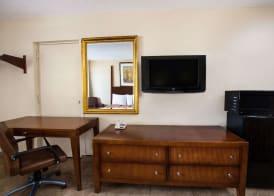 Knights Inn Orlando 4