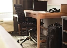 Country Inn & Suites by Radisson, Fresno North, CA 4
