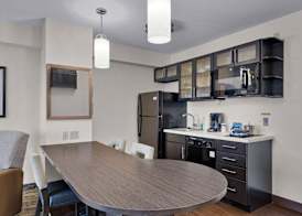 Candlewood Suites ERIE by IHG 5