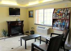 Orange Show Inn 5