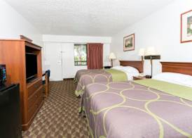 Super 8 by Wyndham Riviera Beach West Palm Beach 4
