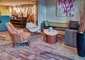 Courtyard by Marriott Alexandria 2