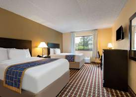 Days Inn by Wyndham Hillsborough 3