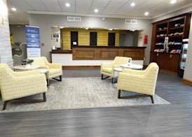 Cottonwood Airport & Expo Hotel Louisville 3