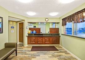 Days Inn by Wyndham Clarksville TN 2