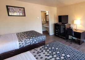 Econo Lodge Sacramento Convention Center 5