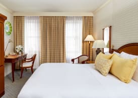 Orchard Hotel 5
